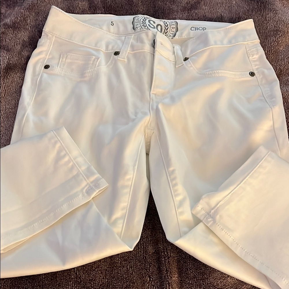 SO White Ankle Cropped Jeans